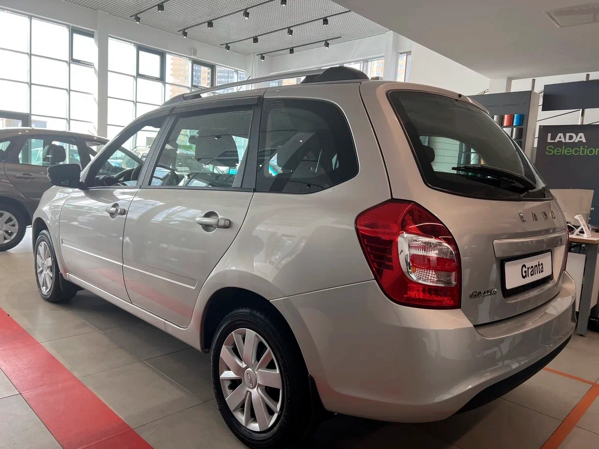Автомобили Lada Granta Универсал по сниженной цене
