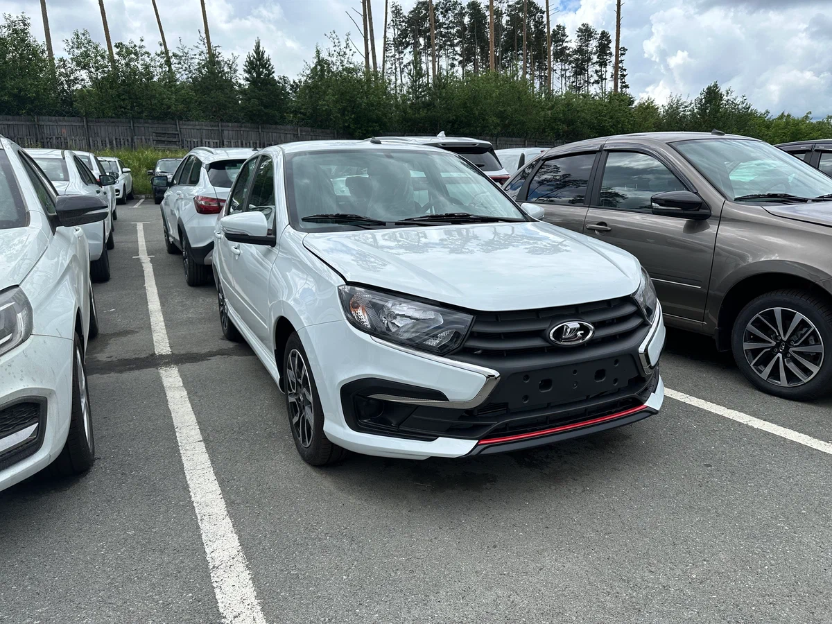 Новый авто Lada Granta Sportline в кредит