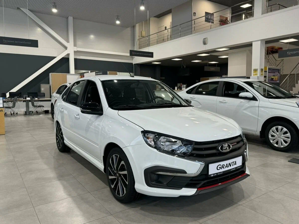 Купить Lada Granta Sport Лифтбек в вашем городе