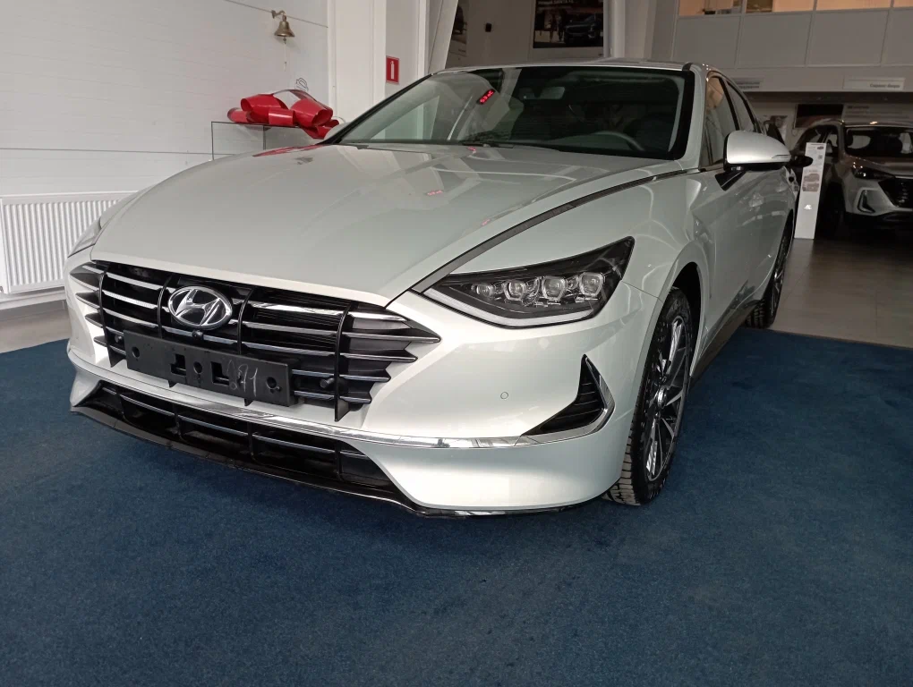Купить Hyundai Sonata Седан в вашем городе